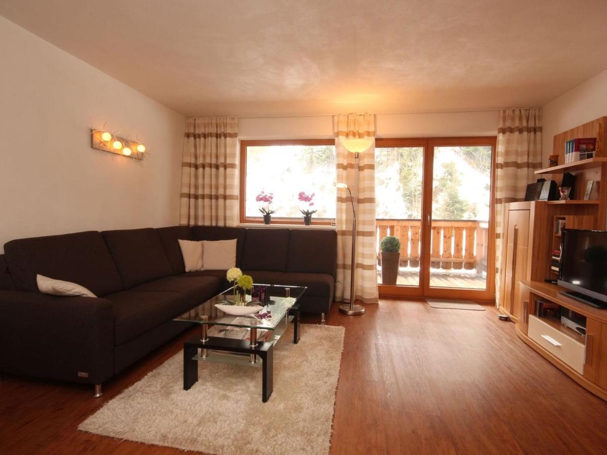 Boutique Apartment In Brixen With Mountain View บริกเซินอิมทาเล ภายนอก รูปภาพ